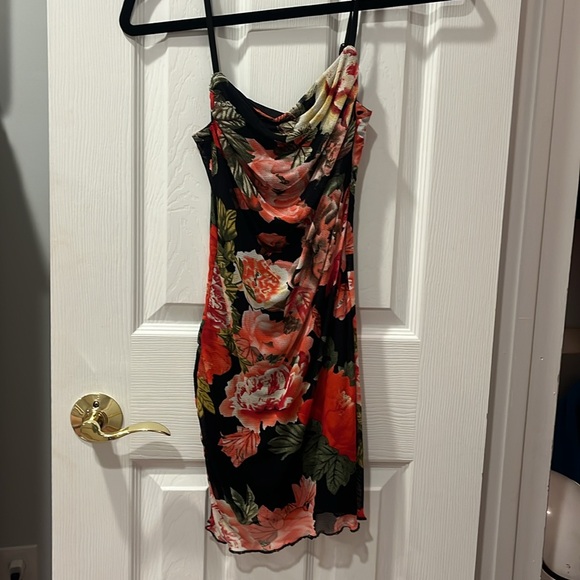 Marnie Mini Dress in Black Floral Superdown - Picture 8 of 10